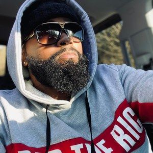 Meet your Posher, Corey